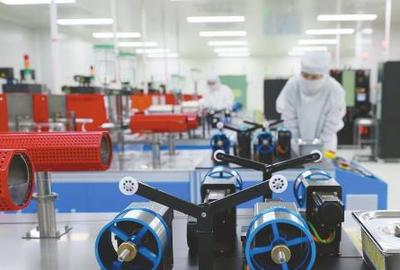 技術研發向新而行