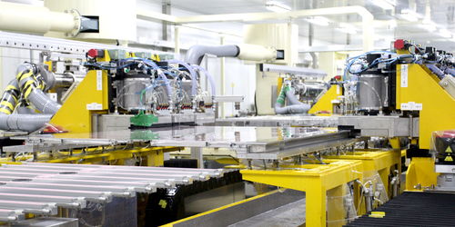 東旭集團 發(fā)展新質(zhì)生產(chǎn)力 煉就顯示強國新動能