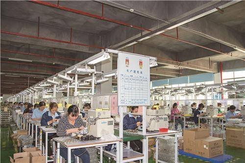 工業(yè)園區(qū)后發(fā)趕超的 江永現(xiàn)象 江永工業(yè)集中區(qū)發(fā)展紀實